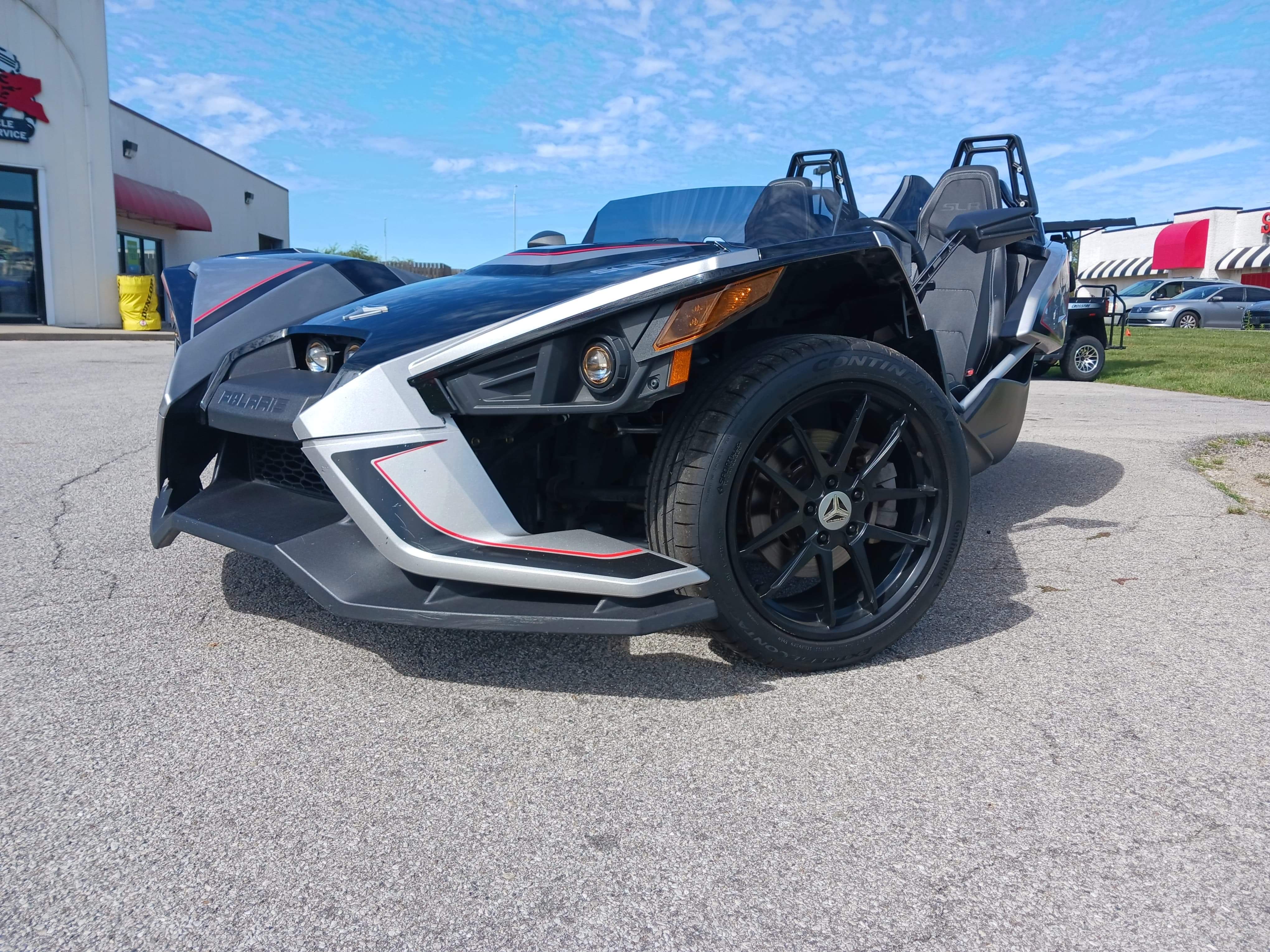 2017 Polaris Slingshot SLR Image